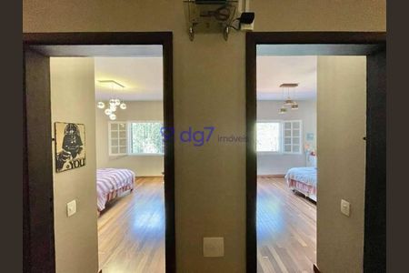 13_photo/94cfaa9ebb.7f1037ff6988eb75-ATLAS-1ab80d02-82d0-4db1-80fb-762cefdc9c5c.jpg de casa à venda com 4 quartos, 881m² em Jardim Mediterraneo, Cotia