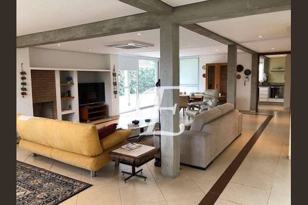 7_photo/94cfaa9f13.31f8faead97f4406-ATLAS-9f2019f9-234f-4f8b-9b37-2e163dbef55e.jpg de casa à venda com 3 quartos, 344m² em Vila Santo Antonio de Carapicuiba, Carapicuíba