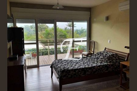 11_photo/94cfaa9f13.31f8faead97f4406-ATLAS-e53858a9-e920-4693-9502-9f6f6445d5d3.jpg de casa à venda com 3 quartos, 344m² em Vila Santo Antonio de Carapicuiba, Carapicuíba