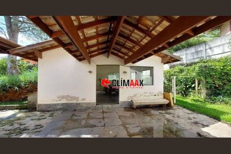 33_photo/94cfaa9f35.b0d7c8485858eecd-ATLAS-5dba7c76-fee5-424b-87da-e838c9ddfb03.jpg de casa à venda com 4 quartos, 304m² em Vila Santo Antônio, Cotia