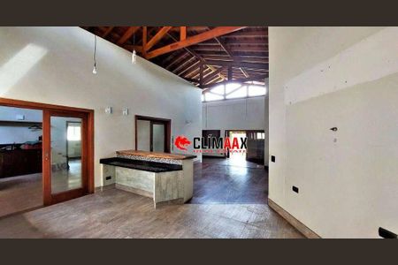 14_photo/94cfaa9f35.b0d7c8485858eecd-ATLAS-b3b5d554-84ee-4a4b-afe4-385430252309.jpg de casa à venda com 4 quartos, 304m² em Vila Santo Antônio, Cotia