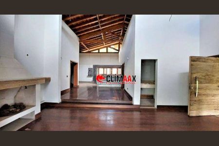 5_photo/94cfaa9f35.b0d7c8485858eecd-ATLAS-ba77e39c-c697-47bd-83a2-7fcde24a06d6.jpg de casa à venda com 4 quartos, 304m² em Vila Santo Antônio, Cotia