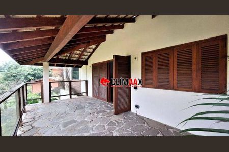 4_photo/94cfaa9f35.b0d7c8485858eecd-ATLAS-d7e8424e-21a0-44a7-9d2e-ad5ee8f1e5d6.jpg de casa à venda com 4 quartos, 304m² em Vila Santo Antônio, Cotia