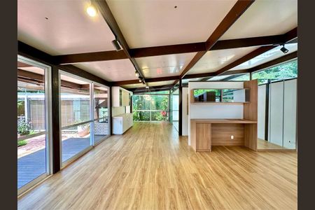 11_photo/94cfaa9f6f.01e58fe0f594459a-ATLAS-29b7e4e2-bd69-421a-9d4c-136f15f1a36d.jpg de casa à venda com 3 quartos, 344m² em Vila Santo Antonio de Carapicuiba, Cotia