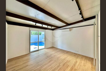 29_photo/94cfaa9f6f.01e58fe0f594459a-ATLAS-e69481c1-6e63-4e9c-8b27-b5952f1c7f74.jpg de casa à venda com 3 quartos, 344m² em Vila Santo Antonio de Carapicuiba, Cotia