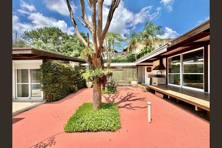 49_photo/94cfaa9f6f.447a9fcdafd242e8-ATLAS-04a6e52b-ab85-40b4-bdcc-b126f0ec425e.jpg de casa à venda com 3 quartos, 344m² em Vila Santo Antonio de Carapicuiba, Cotia