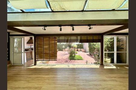 27_photo/94cfaa9f6f.ec45c5915be217bb-ATLAS-cde4aeee-bf4d-40d7-8330-4dbe1eb5886a.jpg de casa à venda com 3 quartos, 344m² em Vila Santo Antonio de Carapicuiba, Cotia