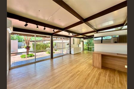 22_photo/94cfaa9f6f.ec45c5915be217bb-ATLAS-e85c82d3-4c5f-4f84-9971-e9d35d98e989.jpg de casa à venda com 3 quartos, 344m² em Vila Santo Antonio de Carapicuiba, Cotia