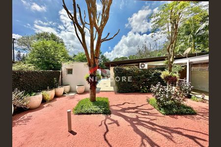 6_photo/94cfaa9f73.93b8fa184532727f-ATLAS-1d4ee27e-bf28-4091-a7af-bd99759e9e0b.jpg de casa à venda com 3 quartos, 344m² em Vila Santo Antonio de Carapicuiba, Cotia