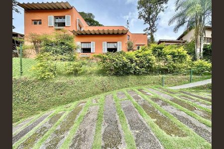 6_photo/94cfaa9f89.44cb305f75931be4-ATLAS-42b79bab-a1ad-474c-be99-160f4cd4633a.jpg de casa à venda com 4 quartos, 218m² em Vila Santo Antonio de Carapicuiba, Cotia