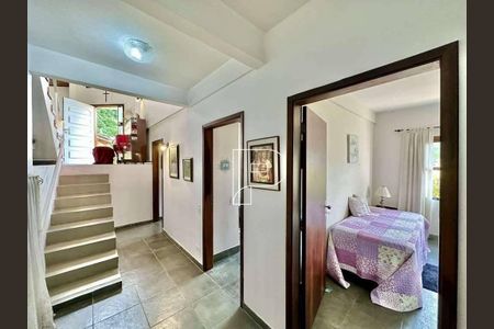 10_photo/94cfaa9f89.44cb305f75931be4-ATLAS-c46cf4e6-221c-4d82-bb59-6e0769d60edc.jpg de casa à venda com 4 quartos, 218m² em Vila Santo Antonio de Carapicuiba, Cotia