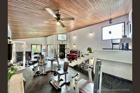 14_photo/94cfaa9f89.44cb305f75931be4-ATLAS-df0eb095-e8ec-4b4e-a019-cb51975a3571.jpg de casa à venda com 4 quartos, 218m² em Vila Santo Antonio de Carapicuiba, Cotia