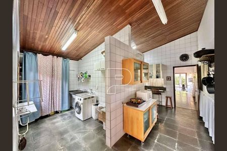 3_photo/94cfaa9f89.44cb305f75931be4-ATLAS-e2ab4b1c-9929-4b07-a340-7d2efca17436.jpg de casa à venda com 4 quartos, 218m² em Vila Santo Antonio de Carapicuiba, Cotia