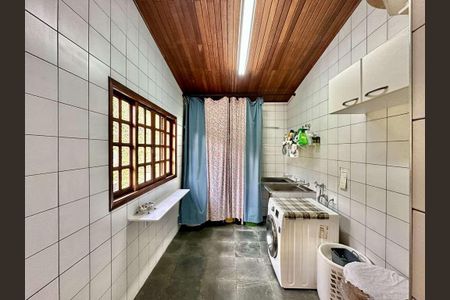 1_photo/94cfaa9f89.635c8ac8e3a3f6a1-ATLAS-0157c42e-6bc0-4a93-95b0-2a9476f9beb9.jpg de casa à venda com 4 quartos, 218m² em Vila Santo Antonio de Carapicuiba, Cotia