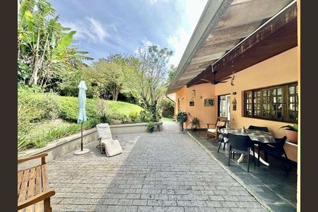 12_photo/94cfaa9f89.635c8ac8e3a3f6a1-ATLAS-5d6544c6-489d-4fec-ad9d-881d96ec335e.jpg de casa à venda com 4 quartos, 218m² em Vila Santo Antonio de Carapicuiba, Cotia