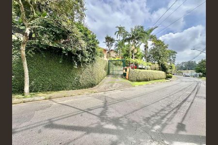 6_photo/94cfaa9f89.635c8ac8e3a3f6a1-ATLAS-751ece97-b4cf-4555-9544-a275f2052390.jpg de casa à venda com 4 quartos, 218m² em Vila Santo Antonio de Carapicuiba, Cotia