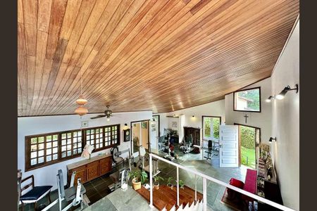 43_photo/94cfaa9f89.635c8ac8e3a3f6a1-ATLAS-d452c366-c599-4e14-a959-799ee387e904.jpg de casa à venda com 4 quartos, 218m² em Vila Santo Antonio de Carapicuiba, Cotia