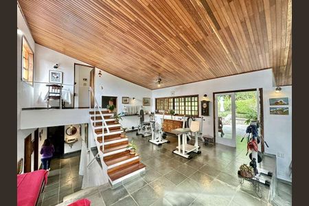 15_photo/94cfaa9f89.635c8ac8e3a3f6a1-ATLAS-df9af7fc-4d18-4a50-9c1f-71593a43df6a.jpg de casa à venda com 4 quartos, 218m² em Vila Santo Antonio de Carapicuiba, Cotia