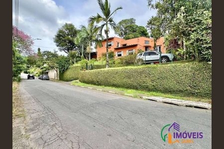 4_photo/94cfaa9f8d.014d739fb69e46b1-ATLAS-618dcafd-8080-44ae-8d15-9bab81cc67f3.jpg de casa à venda com 4 quartos, 372m² em Vila Santo Antonio de Carapicuiba, Cotia