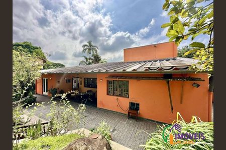 36_photo/94cfaa9f8d.014d739fb69e46b1-ATLAS-a600060b-c720-473c-977a-de54e1af27c6.jpg de casa à venda com 4 quartos, 372m² em Vila Santo Antonio de Carapicuiba, Cotia