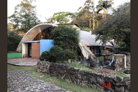 2_photo/94cfaa9fd3.35d24a91d38785f4-ATLAS-ad0c105a-64fd-44bb-b1cc-b471c2bf7883.jpg de casa à venda com 3 quartos, 253m² em Vila Santo Antonio de Carapicuiba, Cotia