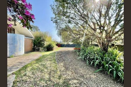 5_photo/94cfaa9fd5.35d24a91d38785f4-ATLAS-abe00d7d-6006-4a5e-8ee4-ef0cd6b79fd3.jpg de casa à venda com 4 quartos, 254m² em Vila Santo Antonio de Carapicuiba, Cotia