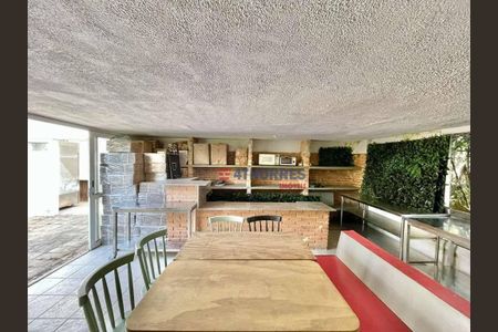 15_photo/94cfaa9fd5.35d24a91d38785f4-ATLAS-d3f83e08-2887-4693-8b02-b4e70873fa3d.jpg de casa à venda com 4 quartos, 254m² em Vila Santo Antonio de Carapicuiba, Cotia