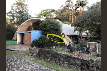 1_photo/94cfaa9fd5.5b1ffa6849bccbd1-ATLAS-00d51918-bced-470f-9801-35fde004c92f.jpg de casa à venda com 4 quartos, 253m² em Vila Santo Antonio de Carapicuiba, Cotia