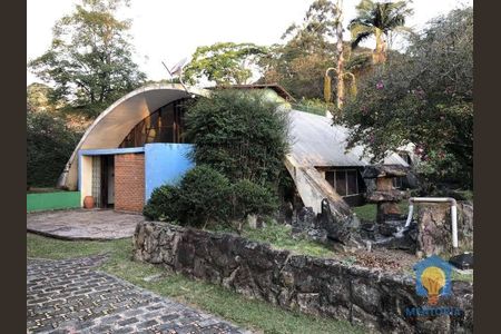 7_photo/94cfaa9fd5.5b1ffa6849bccbd1-ATLAS-24aec4af-189d-49c2-8dca-9dabafd3888c.jpg de casa à venda com 4 quartos, 253m² em Vila Santo Antonio de Carapicuiba, Cotia