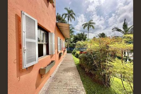 27_photo/94cfaaa027.44cb305f75931be4-ATLAS-9d4306a5-aaa9-4873-9779-b9ae4e0c94ab.jpg de casa à venda com 4 quartos, 218m² em Vila Santo Antonio de Carapicuiba, Cotia