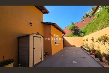 2_photo/94cfaaa02b.01061cb6ad72014f-ATLAS-0eeac24f-468b-4849-98b4-8f9e2c362ce8.jpg de casa à venda com 3 quartos, 189m² em Vila Santo Antônio, Cotia