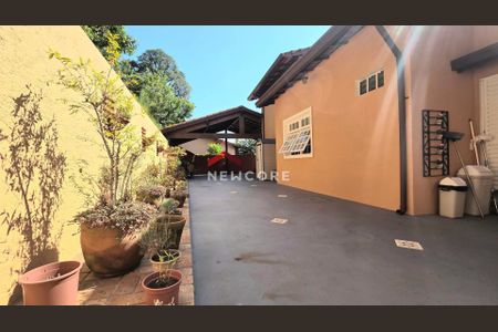 11_photo/94cfaaa02b.01061cb6ad72014f-ATLAS-59a04ec6-3150-4fc4-918e-06f719c274d7.jpg de casa à venda com 3 quartos, 189m² em Vila Santo Antônio, Cotia