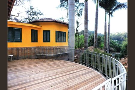 3_photo/94cfaaa02f.873c8b8e47666640-ATLAS-14ae2e66-7fa6-419b-bb8b-fcfed6aa1b7f.jpg de casa à venda com 3 quartos, 338m² em Vila Santo Antônio, Cotia