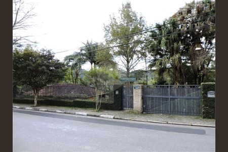 14_photo/94cfaaa02f.873c8b8e47666640-ATLAS-e001c977-b5b1-4bac-bb5b-0a0b6280a02b.jpg de casa à venda com 3 quartos, 338m² em Vila Santo Antônio, Cotia