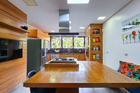 4_photo/94cfaaa079.666739b8d48a8c0a-ATLAS-0af69ce1-e0e9-41f9-a7c3-9b5ddabe98f8.jpg de casa à venda com 3 quartos, 719m² em Chácaras dos Lagos, Cotia