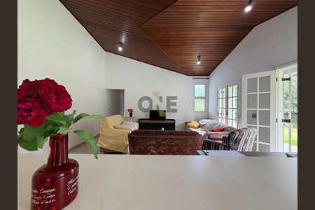 10_photo/94cfaaa14d.ba1c0bc9cbfcae1e-ATLAS-ee7cc461-6684-4a74-b246-676af9645ac3.jpg de casa à venda com 2 quartos, 152m² em Vila Santo Antônio, Cotia