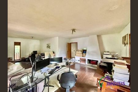 5_photo/94cfaaa14f.433b6029971941be-ATLAS-8d95d1f1-60cc-44ec-957a-47e9c84a09ff.jpg de casa para alugar com 5 quartos, 757m² em Vila Santo Antônio, Cotia