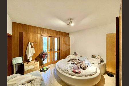 13_photo/94cfaaa14f.90bd157ac56b2a06-ATLAS-537dcbd2-8583-4864-a572-bd0b9b499cad.jpg de casa à venda com 5 quartos, 756m² em Vila Santo Antônio, Cotia