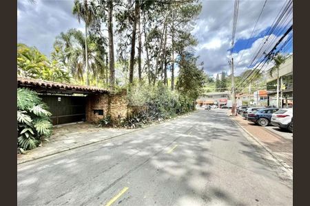 1_photo/94cfaaa14f.90bd157ac56b2a06-ATLAS-d30fde5b-695f-4e62-852d-150cbb2bd510.jpg de casa à venda com 5 quartos, 756m² em Vila Santo Antônio, Cotia