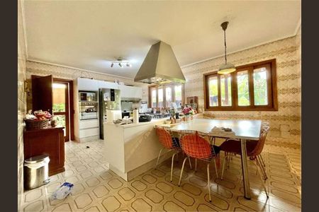 10_photo/94cfaaa14f.90bd157ac56b2a06-ATLAS-df1deb13-7c3a-4a1a-8b5e-d00a887806d9.jpg de casa à venda com 5 quartos, 756m² em Vila Santo Antônio, Cotia