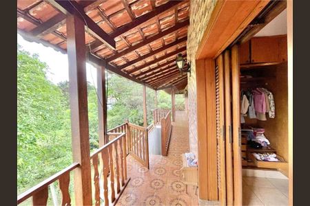 1_photo/94cfaaa14f.e5a825049545edb7-ATLAS-087bbe8f-6bce-47a3-9ca6-7b286ff8fb14.jpg de casa para alugar com 5 quartos, 756m² em Vila Santo Antônio, Cotia