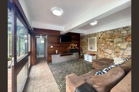 4_photo/94cfaaa15b.9f73e101bd22bb98-ATLAS-2df21924-ff7f-4258-afd3-3328d019c331.jpg de casa de condomínio à venda com 4 quartos, 850m² em Vila Santo Antônio, Cotia