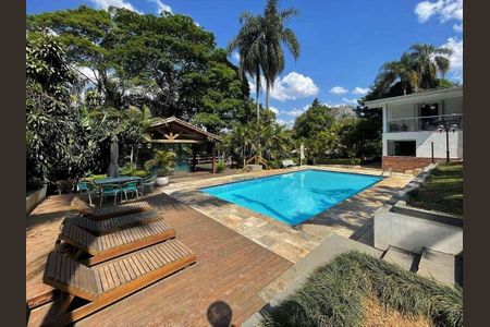 7_photo/94cfaaa15b.9f73e101bd22bb98-ATLAS-c974f867-eed8-48fa-af8e-5ee3243b84bb.jpg de casa de condomínio à venda com 4 quartos, 850m² em Vila Santo Antônio, Cotia