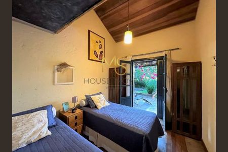 1_photo/94cfaaa175.2f15d505e37c7ac5-ATLAS-4f5d1f0a-6785-458a-ae5f-af7afcdee55c.jpg de casa à venda com 5 quartos, 334m² em Vila Santo Antonio de Carapicuiba, Cotia