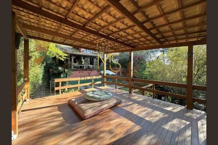 2_photo/94cfaaa175.2f15d505e37c7ac5-ATLAS-e2941e1e-3ca7-4031-abe2-9b8b14007e0f.jpg de casa à venda com 5 quartos, 334m² em Vila Santo Antonio de Carapicuiba, Cotia