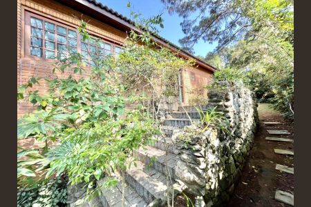 5_photo/94cfaaa17f.2d4de8c0d5c905e7-ATLAS-3d3bb884-ca36-4a74-bc30-5de0a30c907c.jpg de casa à venda com 5 quartos, 923m² em Vila Santo Antônio, Cotia