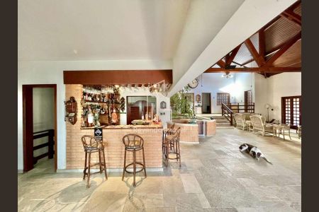 11_photo/94cfaaa17f.2d4de8c0d5c905e7-ATLAS-5f6b3999-8833-4d47-aac8-6da2c2e2225a.jpg de casa à venda com 5 quartos, 923m² em Vila Santo Antônio, Cotia