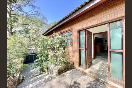 41_photo/94cfaaa17f.2d4de8c0d5c905e7-ATLAS-61b71651-8b8e-4e79-bcd7-c4a19af9f577.jpg de casa à venda com 5 quartos, 923m² em Vila Santo Antônio, Cotia