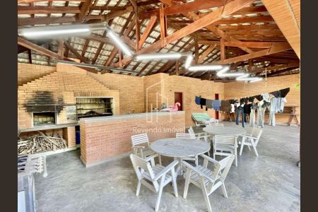 13_photo/94cfaaa17f.2d4de8c0d5c905e7-ATLAS-c712c867-aa78-48c8-b12c-8ffa2e61d5b3.jpg de casa à venda com 5 quartos, 923m² em Vila Santo Antônio, Cotia