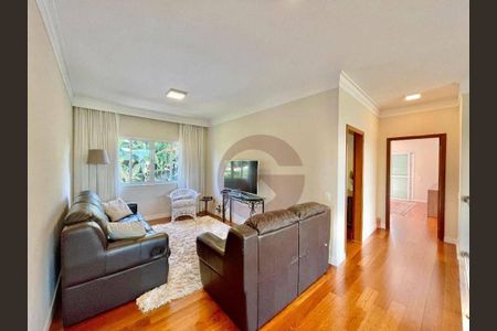 4_photo/94cfaaa19d.9fb007bff0a585ff-ATLAS-1d633ba9-5841-48ba-9b9d-526c4ac5cd3b.jpg de casa à venda com 4 quartos, 683m² em Vila Santo Antônio, Cotia